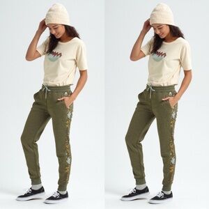 Burton Matching Set - Sweats & Hoodie